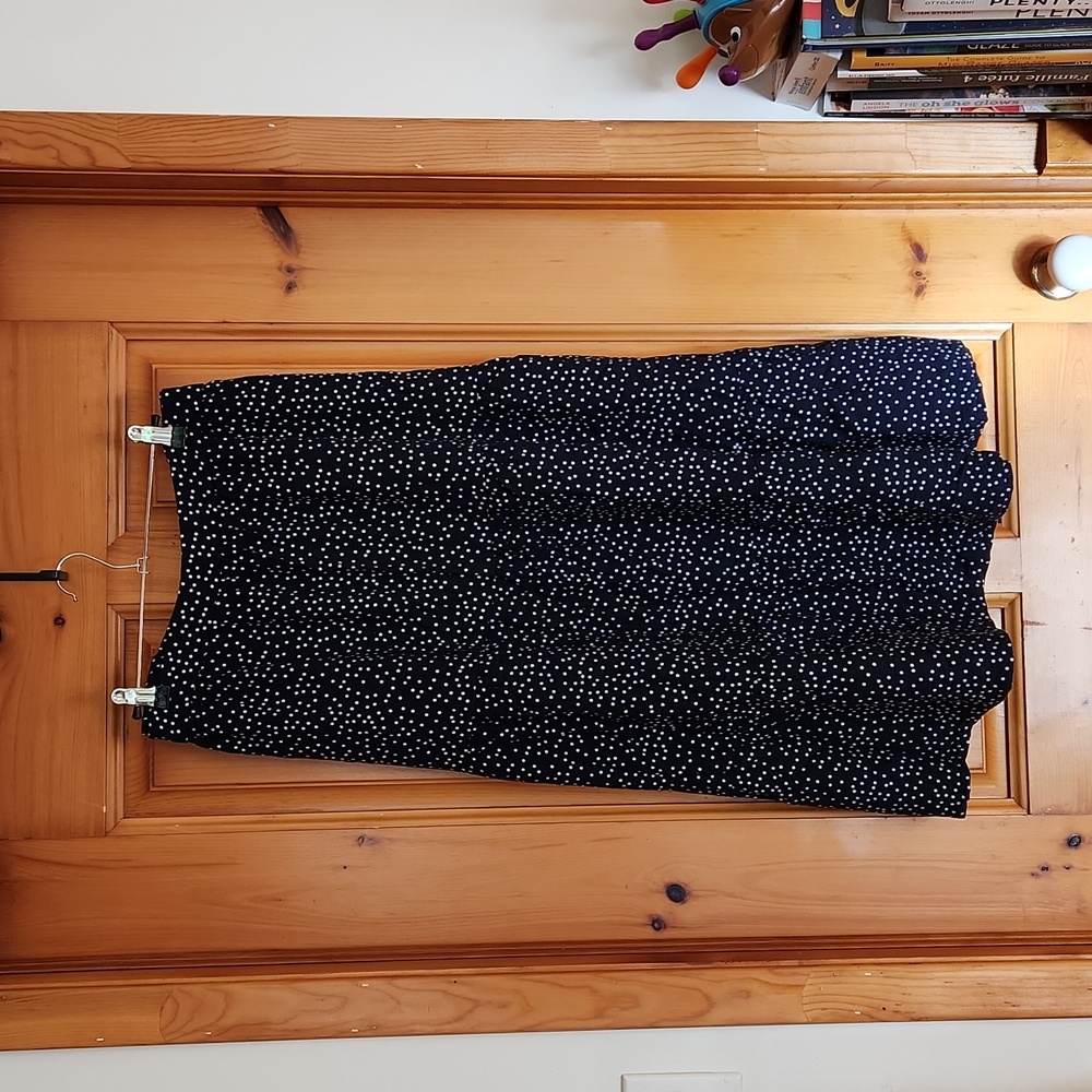 Emma Knudsen Polka dots navy tiers skirt